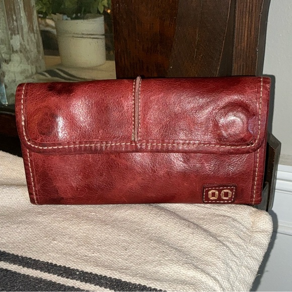 Bed Stu Handbags - Bed Stu Leather Canton Wallet Clutch Cherry Lacquer DD MSRP $169